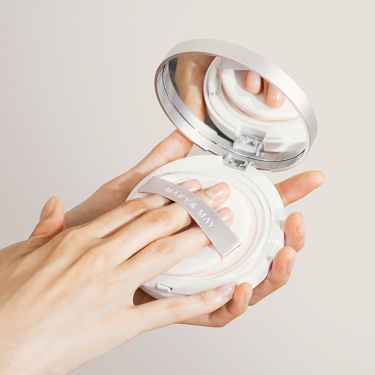 Vegan Niacinamide Panthenol Sun Cushion - Krem z Filtrem w Poduszce - 25g - Mary&May