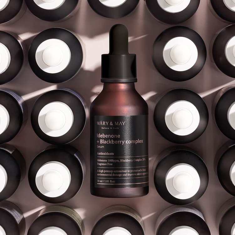 Idebenone and Blackberry Complex Serum - Przeciwstarzeniowe Serum z Idebenonem - 30ml - Mary&May