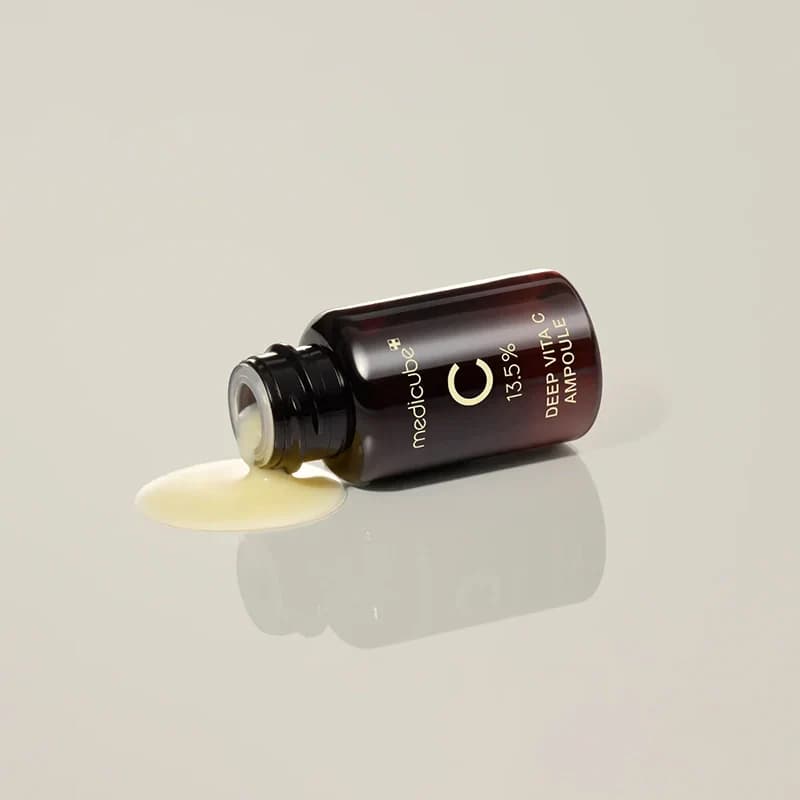 Deep Vita C Ampoule - Rozjaśniająco - Ujędrniająca Ampułka z Witaminą C - 30 ml - Medicube